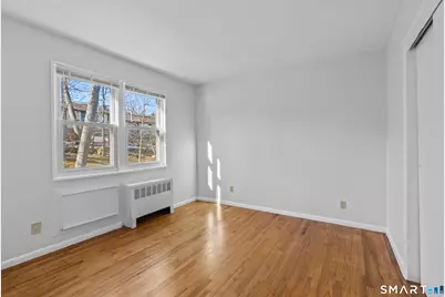 30 Hamilton Court #B, Stamford, CT 06902 - Photo 11