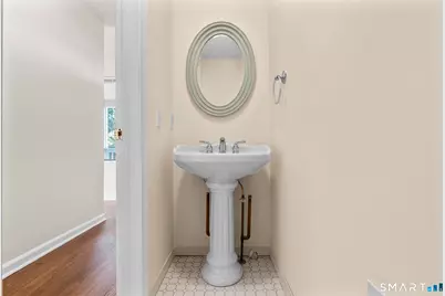 254 Seaside Avenue #A, Stamford, CT 06902 - Photo 15