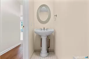 254 Seaside Ave, Stamford, CT 06902 - Photo 15