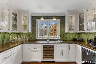 28 Crooked Mile Rd, Darien, CT 06820 - Photo 15