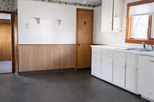 5 Edmund Ln, Enfield, CT 06082 - Photo 3