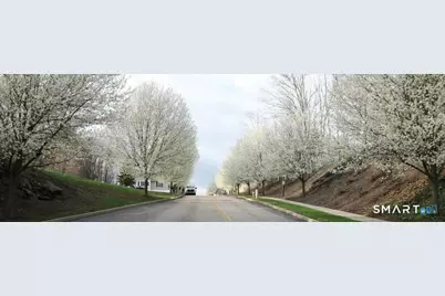 152 Briar Lane #152, Norwich, CT 06360 - Photo 1