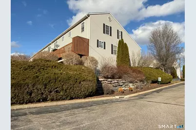 152 Briar Lane #152, Norwich, CT 06360 - Photo 3