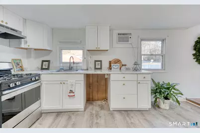 597 Warrenville Road, Mansfield, CT 06250 - Photo 27