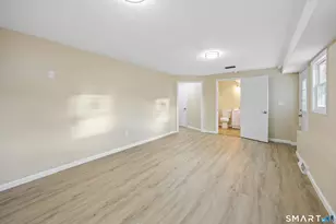 240 Hillhurst Ave, New Britain, CT 06053 - Photo 23