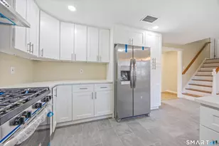 240 Hillhurst Ave, New Britain, CT 06053 - Photo 9