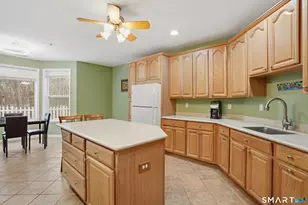 79 Suzie Dr, Newtown, CT 06470 - Photo 17