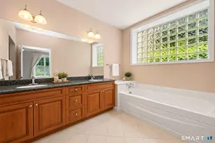 79 Suzie Dr, Newtown, CT 06470 - Photo 17