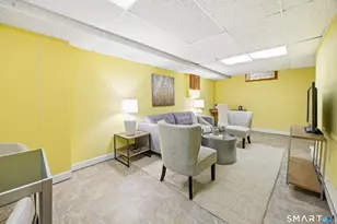 195 Oakland St, Manchester, CT 06042 - Photo 17