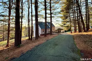 105 Riverside Dr, Meriden, CT 06451 - Photo 5