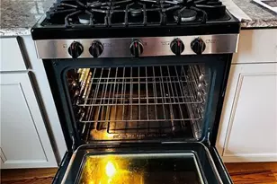 31 Brainerd Rd, Branford, CT 06405 - Photo 19