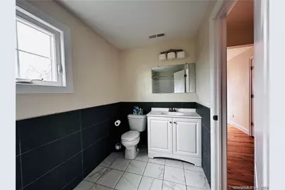 31 Brainerd Road, Branford, CT 06405 - Photo 23