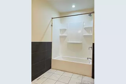 31 Brainerd Road, Branford, CT 06405 - Photo 9