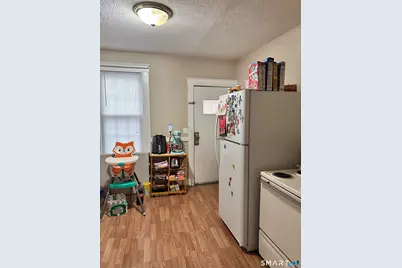 23 Edward Street, New Britain, CT 06051 - Photo 5