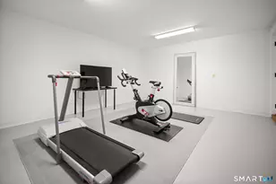 324 Sunnieholme Dr, Fairfield, CT 06824 - Photo 37