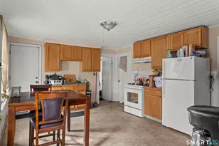 316 Wilson St, Waterbury, CT 06708 - Photo 21