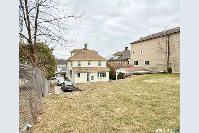 23 Houston Terrace, Stamford, CT 06902 - Photo 15