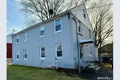 70 Manila Place, Bridgeport, CT 06610 - Photo 3