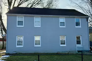 70 Manila Pl, Bridgeport, CT 06610 - Photo 1