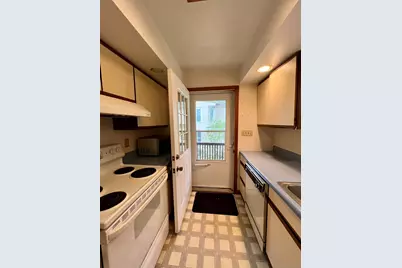 7 Golden Hill Street #2nd floor, Bethel, CT 06801 - Photo 3