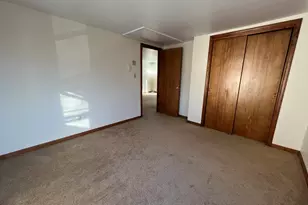 7 Golden Hill St, Bethel, CT 06801 - Photo 29