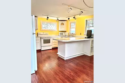 22 Hillside Avenue, Milford, CT 06460 - Photo 11