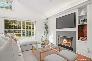 36 MacArthur Ln, Stamford, CT 06902 - Photo 9