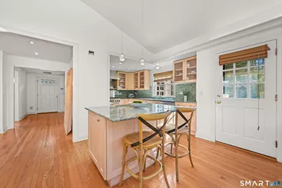 36 Macarthur Lane, Stamford, CT 06902 - Photo 13