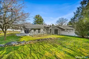 36 MacArthur Ln, Stamford, CT 06902 - Photo 39