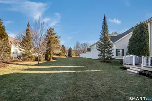 76 Park Pl Cir, West Hartford, CT 06110 - Photo 11