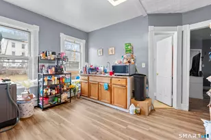 103 Walnut St, Waterbury, CT 06704 - Photo 29