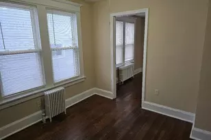 39 Lockhart Ave, Waterbury, CT 06705 - Photo 7