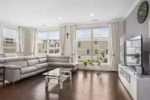 185 Brentwood Cir, Danbury, CT 06810 - Photo 9