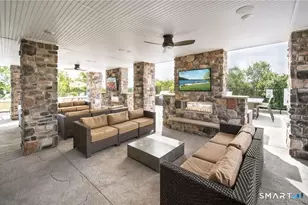 185 Brentwood Cir, Danbury, CT 06810 - Photo 37