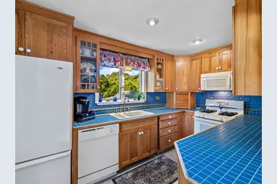 7 Nichols Lane, Waterford, CT 06385 - Photo 15