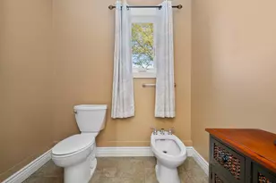 46 Old Black Point Rd, East Lyme, CT 06357 - Photo 31