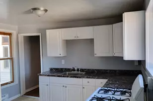 116 Park St, Bridgeport, CT 06608 - Photo 9