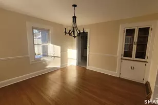 10 Olmstead Pl, Norwalk, CT 06855 - Photo 7