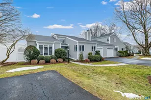 139 Field Point Dr, Fairfield, CT 06824 - Photo 31