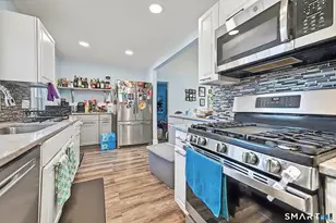 10 Clancy St, East Haven, CT 06512 - Photo 11