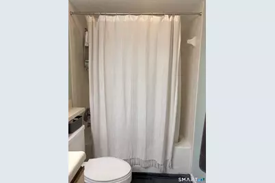 180 Carriage Crossing Lane #180, Middletown, CT 06457 - Photo 7