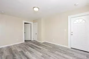 2818 Whitney Ave, Hamden, CT 06518 - Photo 5