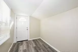 2818 Whitney Ave, Hamden, CT 06518 - Photo 13