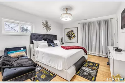 110 Grenelle Street, Bridgeport, CT 06606 - Photo 13