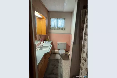 9 Oakridge Drive, Ledyard, CT 06335 - Photo 7