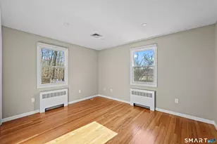 16 Chestnut Ln, West Hartford, CT 06110 - Photo 19