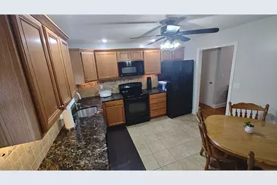 56 Dessa Drive, Hamden, CT 06517 - Photo 15