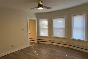 393 Newhall St, New Haven, CT 06511 - Photo 3