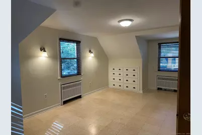 28 North Avenue, North Haven, CT 06473 - Photo 15