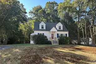 28 North Ave, North Haven, CT 06473 - Photo 1